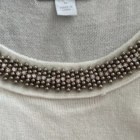 NWOT! New York & Co Winter White Sweater - Embellished Collar - Size Medium - Picture 5 of 5